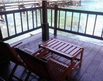 Pulau Ayer Resort And Cottages Джакарта Екстериор снимка