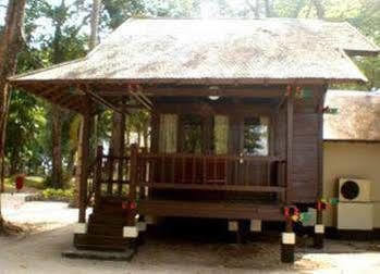 Pulau Ayer Resort And Cottages Джакарта Екстериор снимка