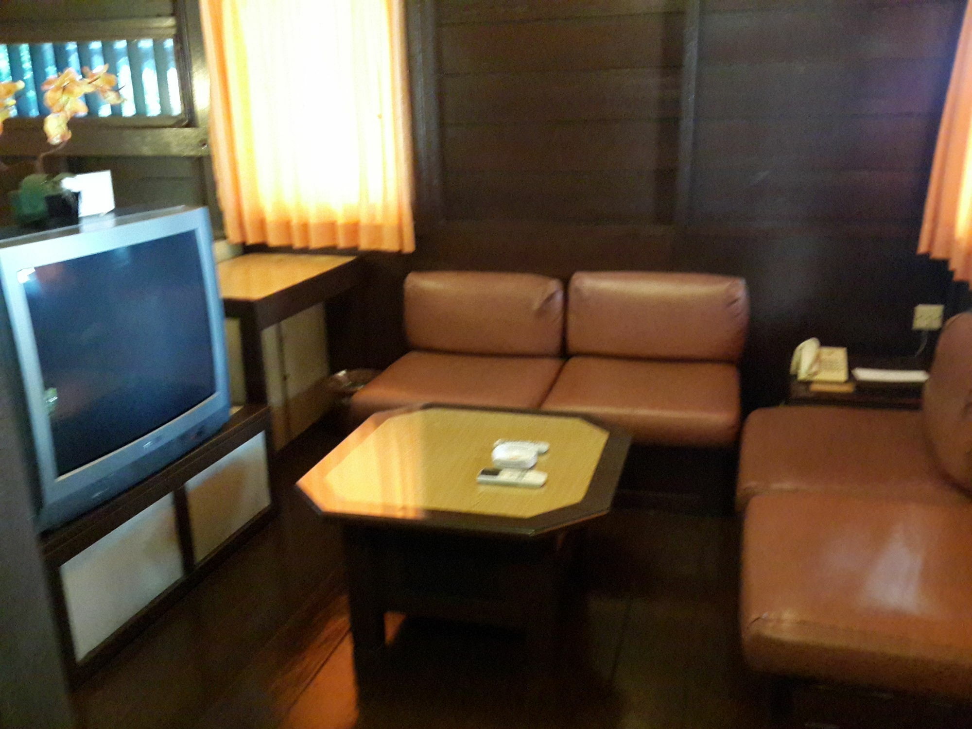 Pulau Ayer Resort And Cottages Джакарта Екстериор снимка